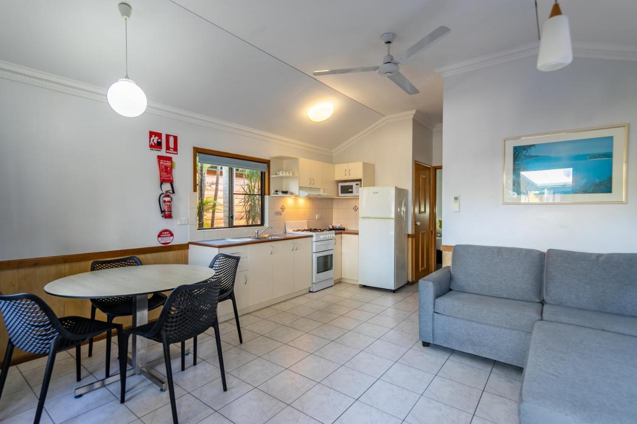 Ingenia Holidays Cairns Coconut Dış mekan fotoğraf A typical studio apartment